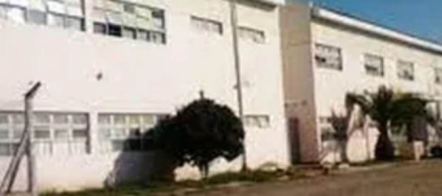 Pelea entre adultos y menores en una escuela de Tunuyán