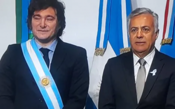 Drácula acordó con el dictador
